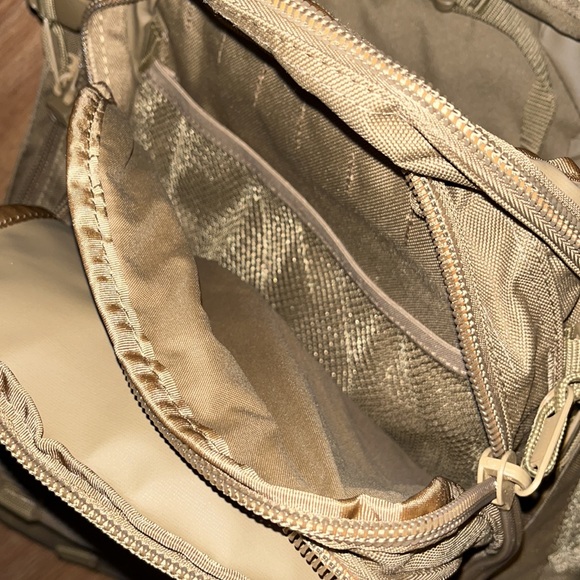 πͺπ»ππͺπ»β’π΄ Code Alpha x Tactical Backpackπ΄β’ππͺπ»π - Picture 13 of 16